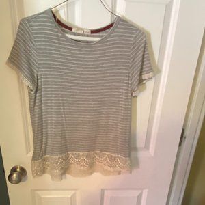 Juniors Rewind Gray and White short sleeve shirt-small